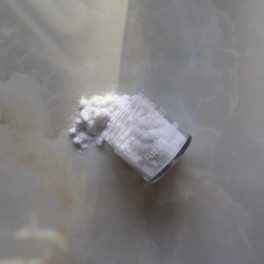 Yvetten - Fuzzy Powder White